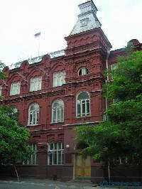 Здание Городских Учреждений 1912 г. (в настоящее время - резиденция Губернатора).